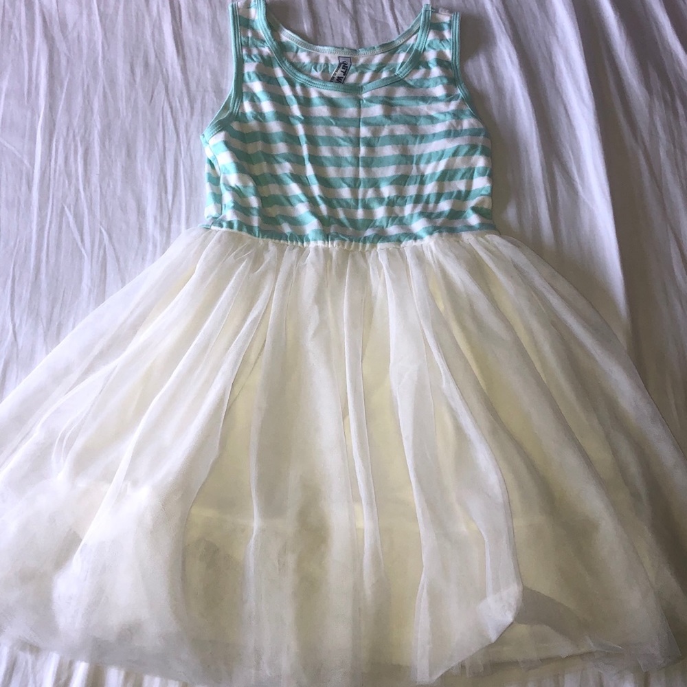 Girls dress